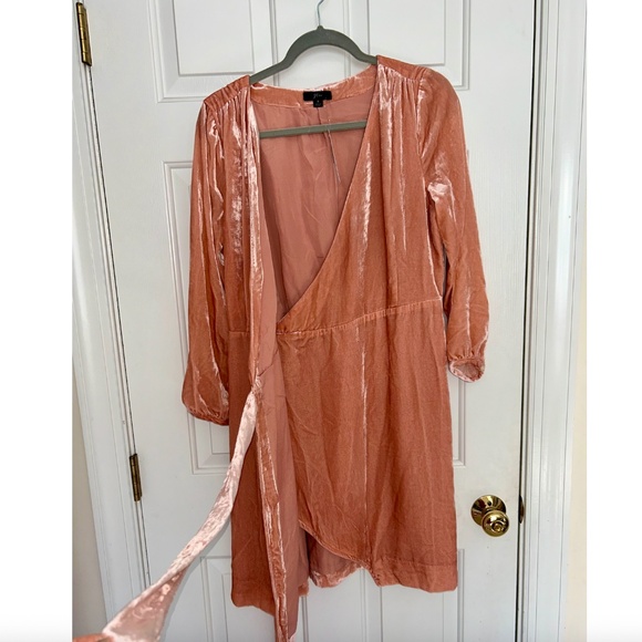 NWT J. Crew Wrap Dress in Drapey Velvet 8 - Picture 6 of 11